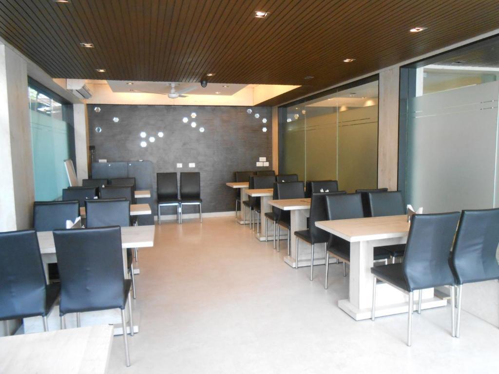 Hotel Victerrace Regency Καλκούτα Εξωτερικό φωτογραφία